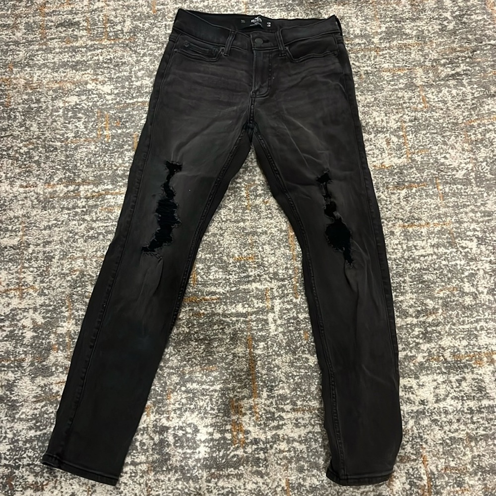 Young men’s hollister jeans